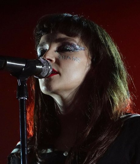 Lauren Mayberry exclusive star photos
