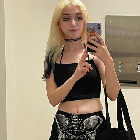 tiny onlyfans nice galleries