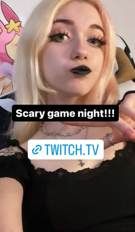 Iluvmeww sex model pictures