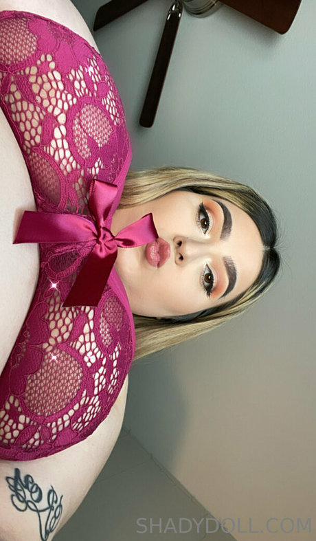 wide onlyfans art naked gallery