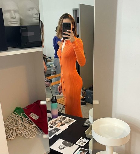 shemale fucks girl onlyfans free xxx image