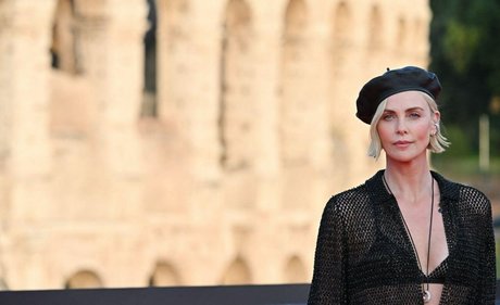 Charlize Theron pornographic actress archive