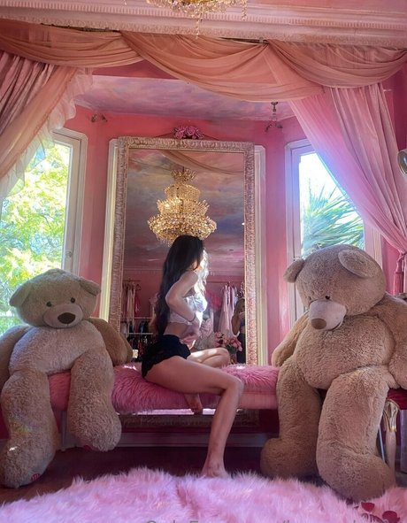 Koreankums perfect actress picture