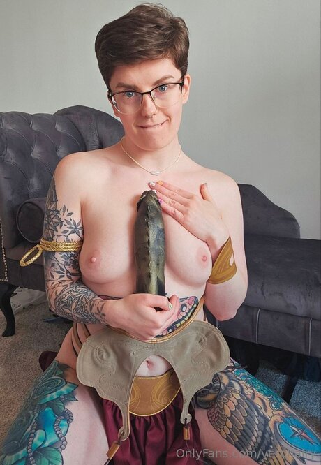 Verohairy sex star galleries