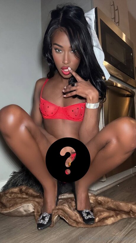 Ts Diana star naked galleries