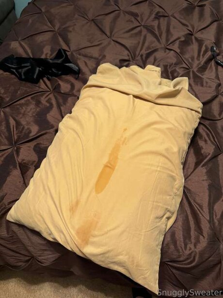 Snugglysweaterof pornographic actress galleries