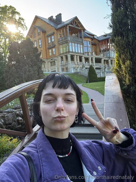 Shorthairednataly exclusive model pics