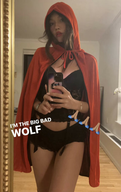 thick latina milf onlyfans hot nude photo