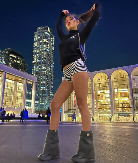 Lilychee exclusive model gallery