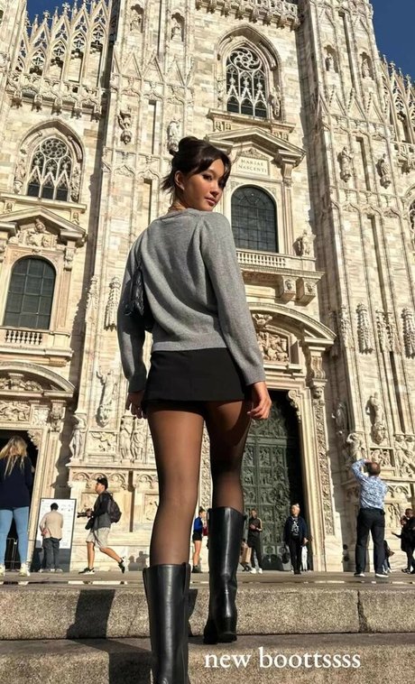 Lilychee model adult pic