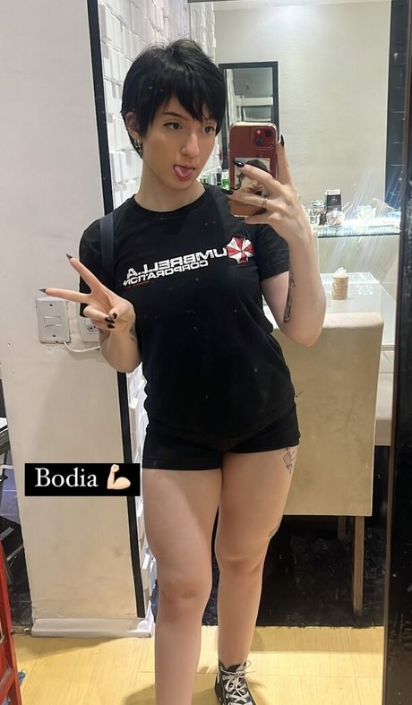 lightskin onlyfans porn picture