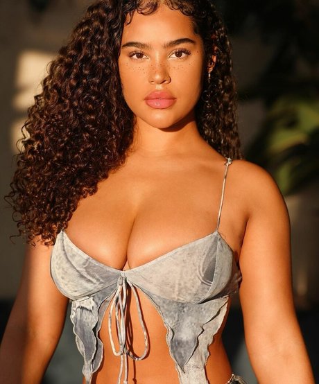 Malaika Terry nudes pornstar photos