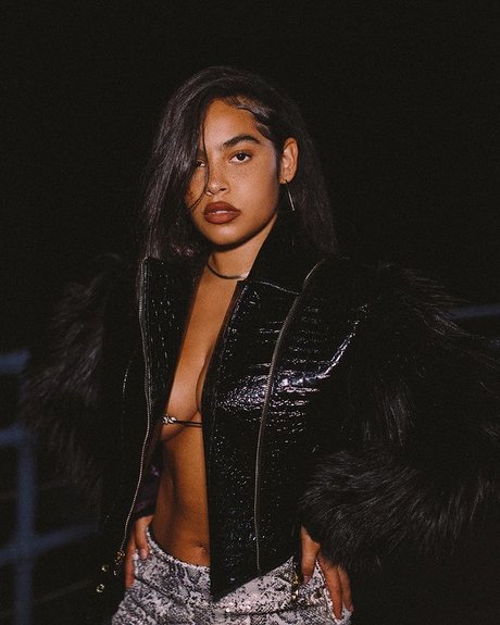 shemale cumshot onlyfans free sexy gallery