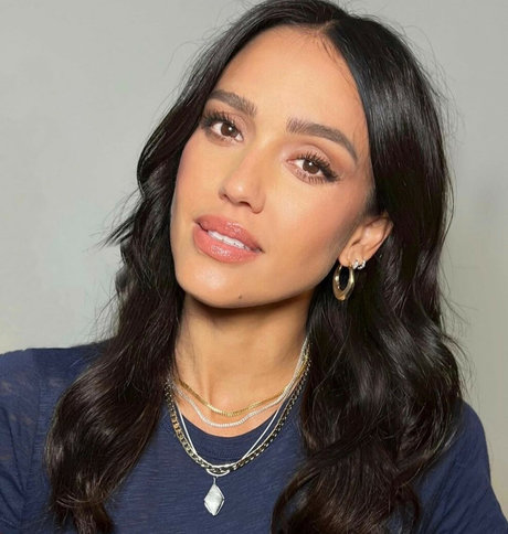 busty mom onlyfans sexy xxx image