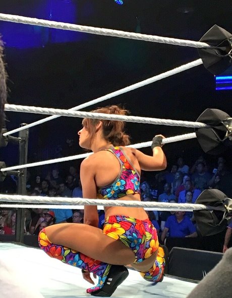 Dakota Kai top model picture