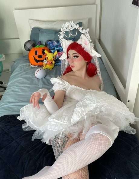 mssykix model nude picture