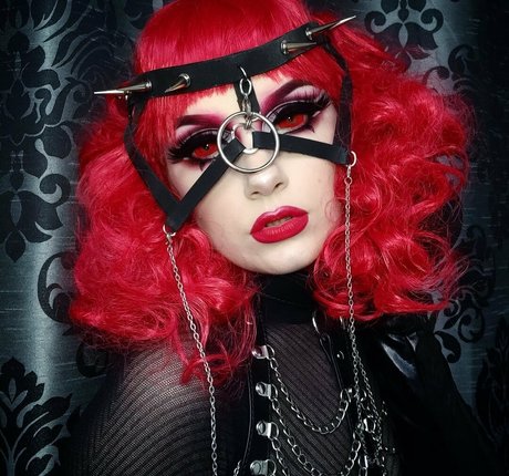 Monsa Isa top actress pics