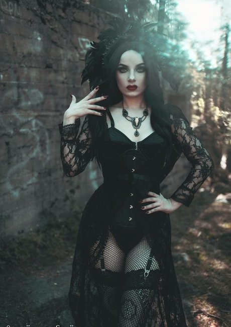 Monsa Isa pretty pornstar image