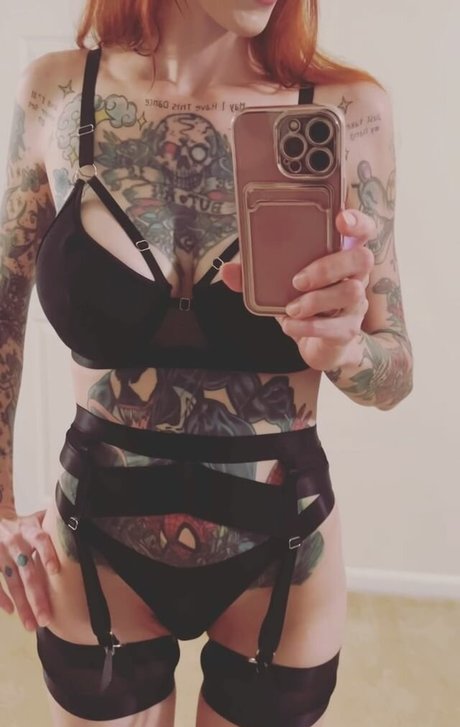 Gojiragoesrawr free pornstar images