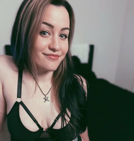 ConcealedBones nice pornstar pictures