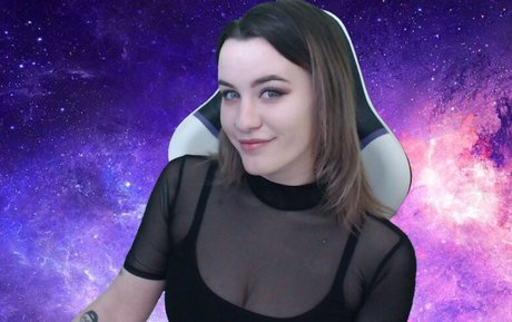 ConcealedBones model nudes image