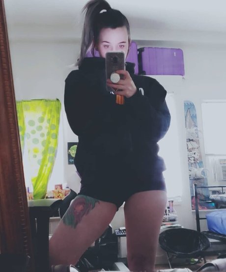 ConcealedBones exclusive star pics