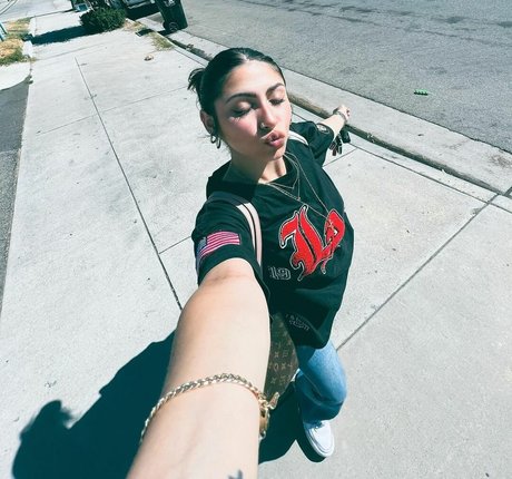 Alondra Delgado free star pictures