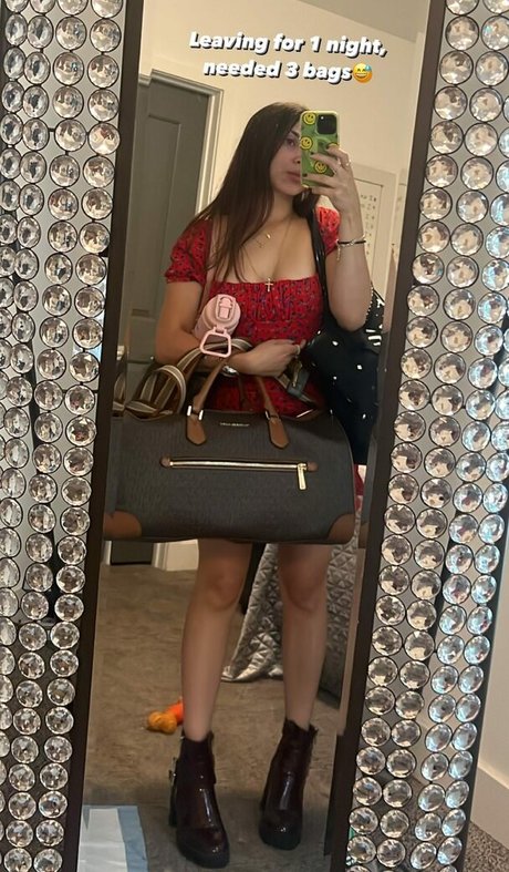 Alondra Delgado porn model photo