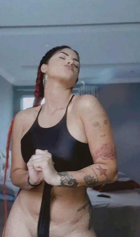 Amanda Miury exclusive actress gallery