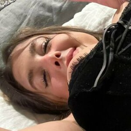 natalieslittlesecret model nudes picture