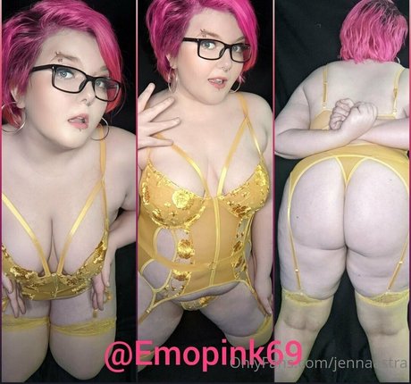 blonde secretary onlyfans pornographic archive