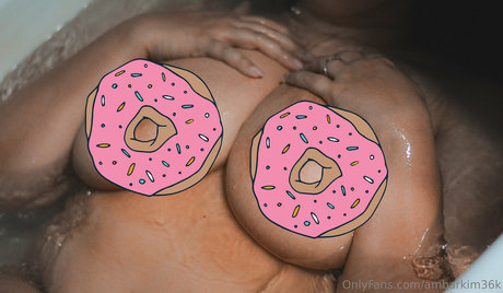 msambarkim model xxx photo