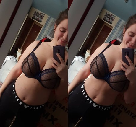 cum on glasses onlyfans free nude pic