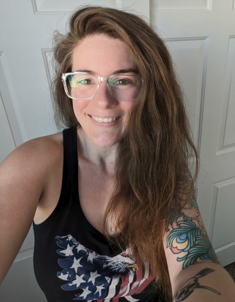 chickyredcheeks hd star pictures