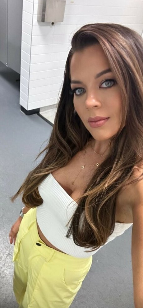 cute ass onlyfans art naked gallery