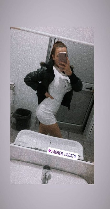 suzizvonar model free gallery