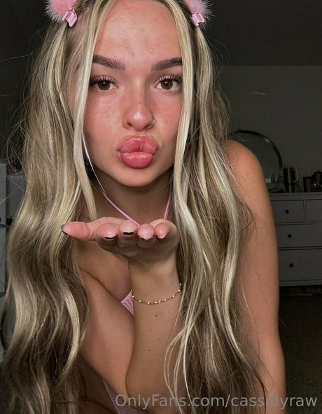 hottest young onlyfans pornographic pic
