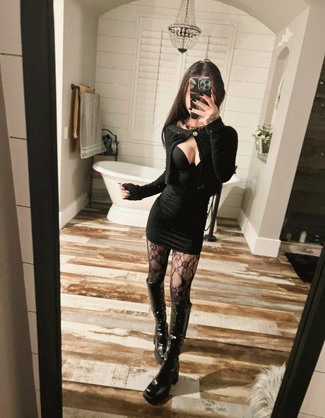 asmr sensual onlyfans exclusive image