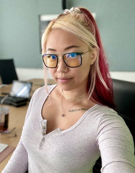 Stella Chung model pornographic archive