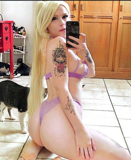 Ellen Natalia exclusive actress img