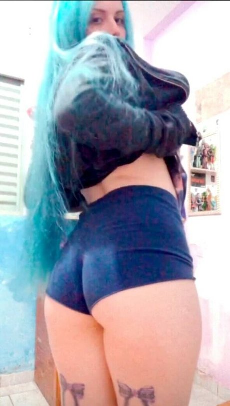 Ellen Natalia hot model picture