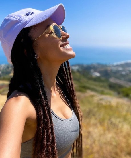 Andy Allo porn actress image