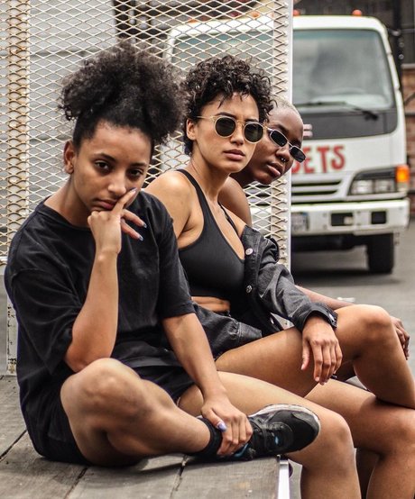 Andy Allo pornographic star pictures