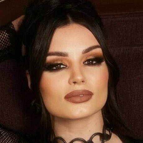 WWE Paige nudes model pic