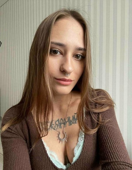 freeninastar naked star pictures