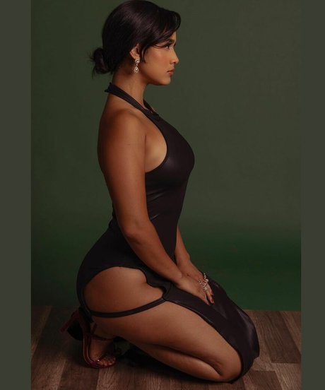 barista onlyfans art nude pic