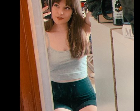 auroraiskira model erotic galleries