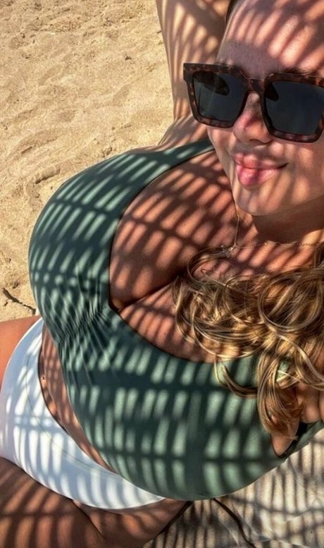 chubby babe onlyfans best photos