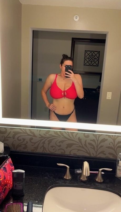 Hannah F top actress gallery