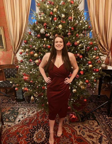 Hannah F top actress pics